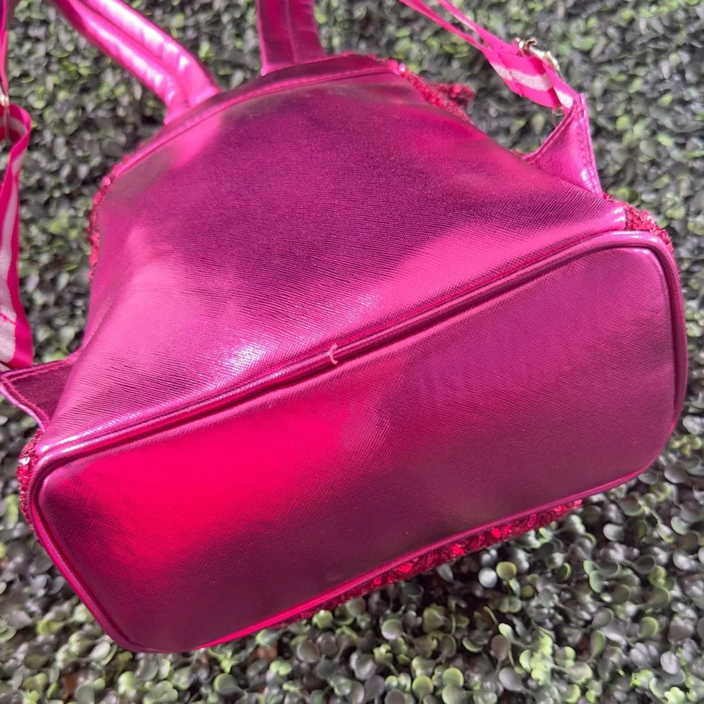 NWOT Loungefly Disney Adorable Sequined Magenta Pink Minnie Mouse Mini Backpack - Picture 8 of 16